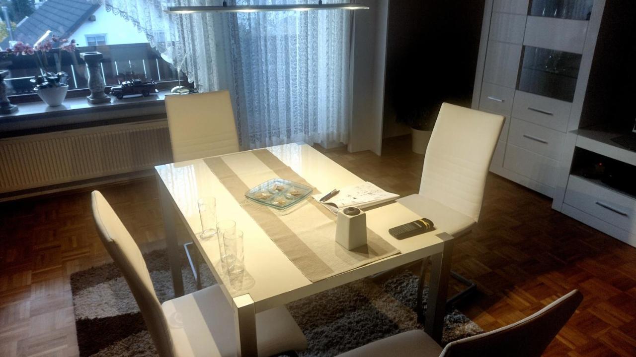 Ferienwohnung Villmar Екстер'єр фото